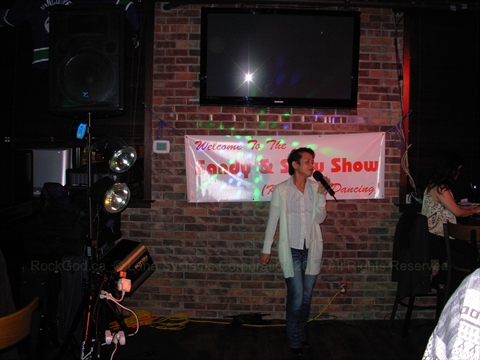 karaoke at East Side Marios